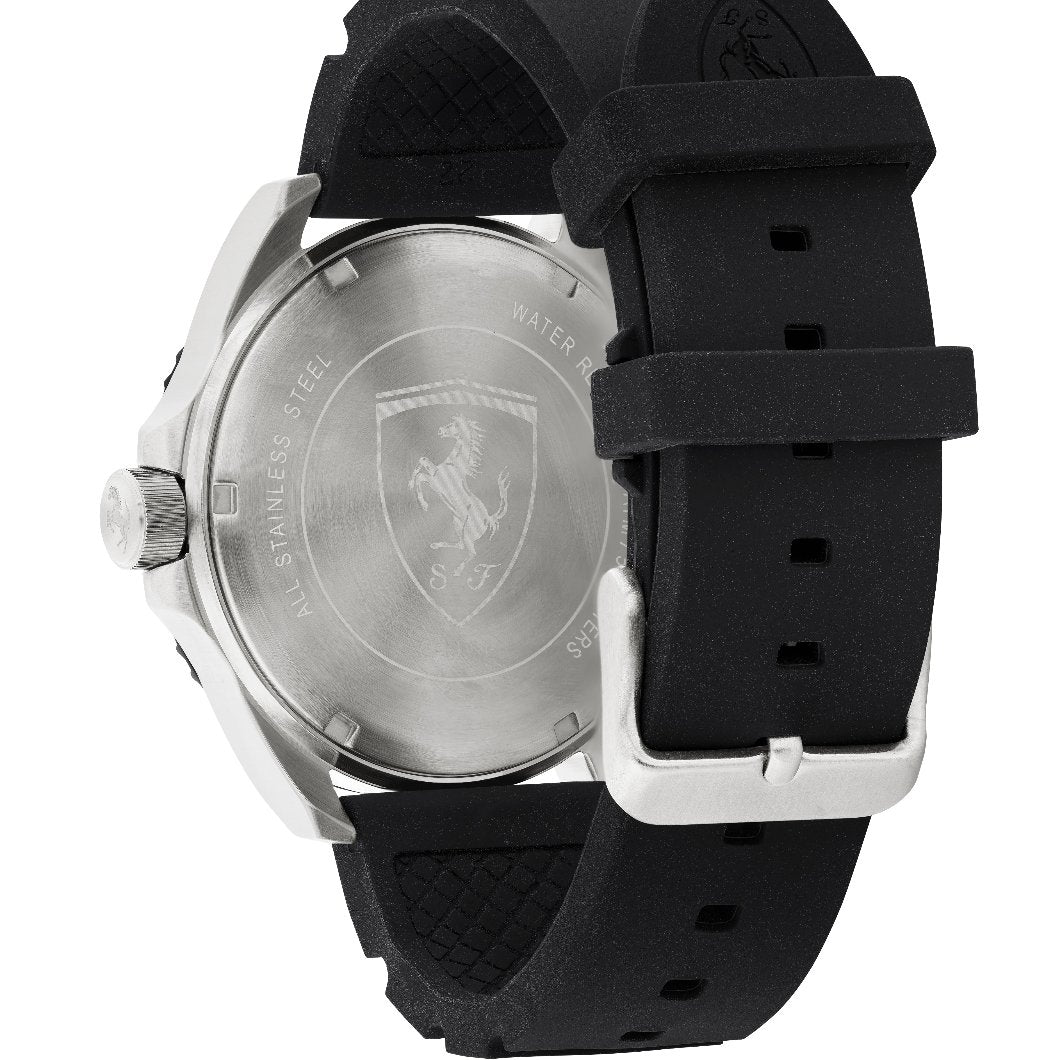 Reloj tendencias de hombre Scuderia Ferrari negro con detalles blancos