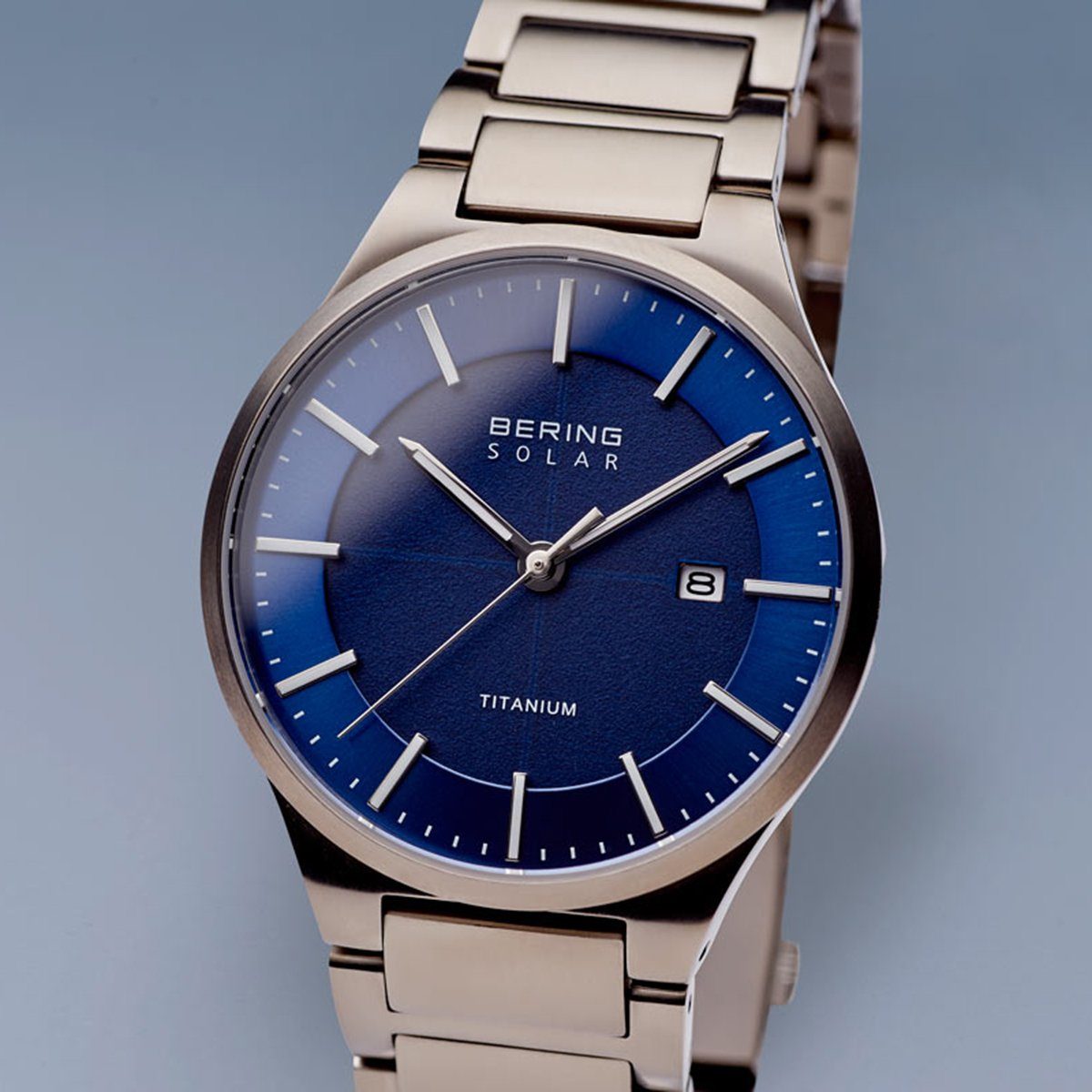 Reloj titanium solar de hombre azul