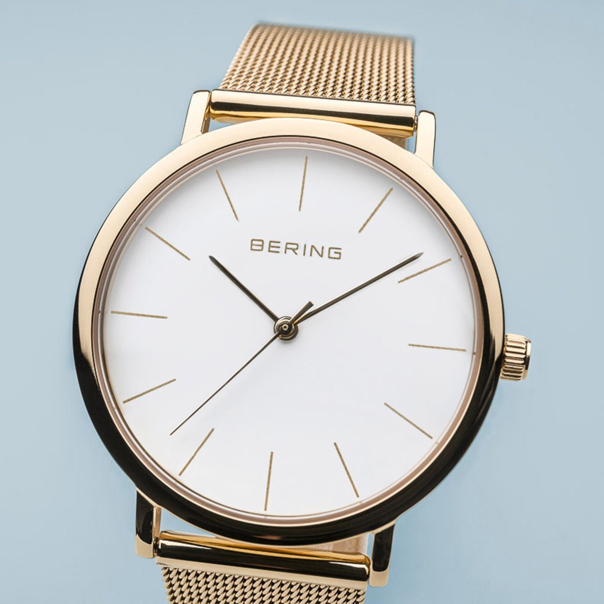 Reloj minimalista mujer dorado detalles dorado