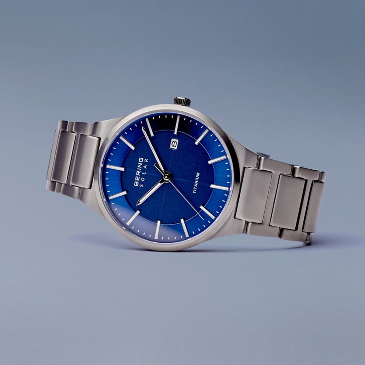 Reloj Bering titanium solar de hombre azul